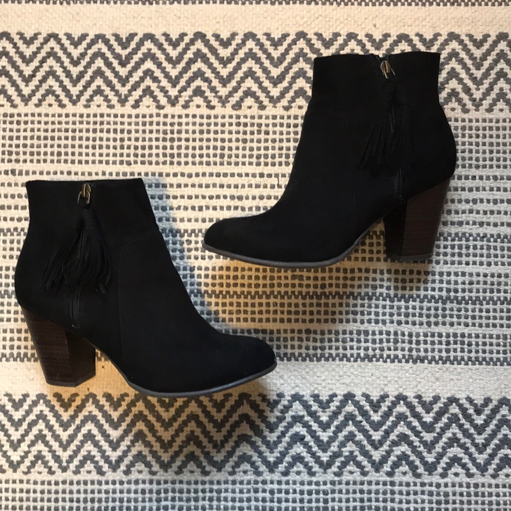 Old Navy Booties / Faux Suede